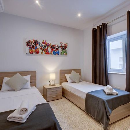 Uptown Mellieha By Homely Bagian luar foto