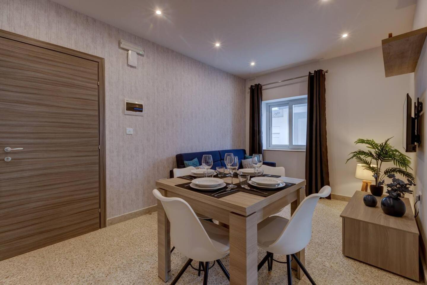Uptown Mellieha By Homely Bagian luar foto