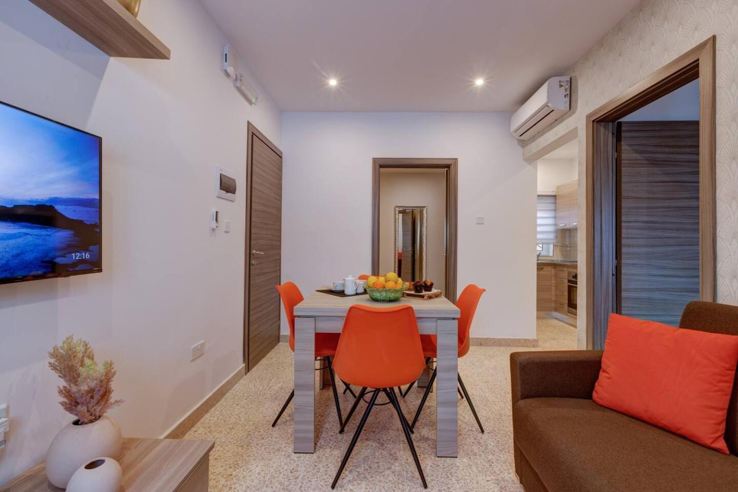 Uptown Mellieha By Homely Bagian luar foto