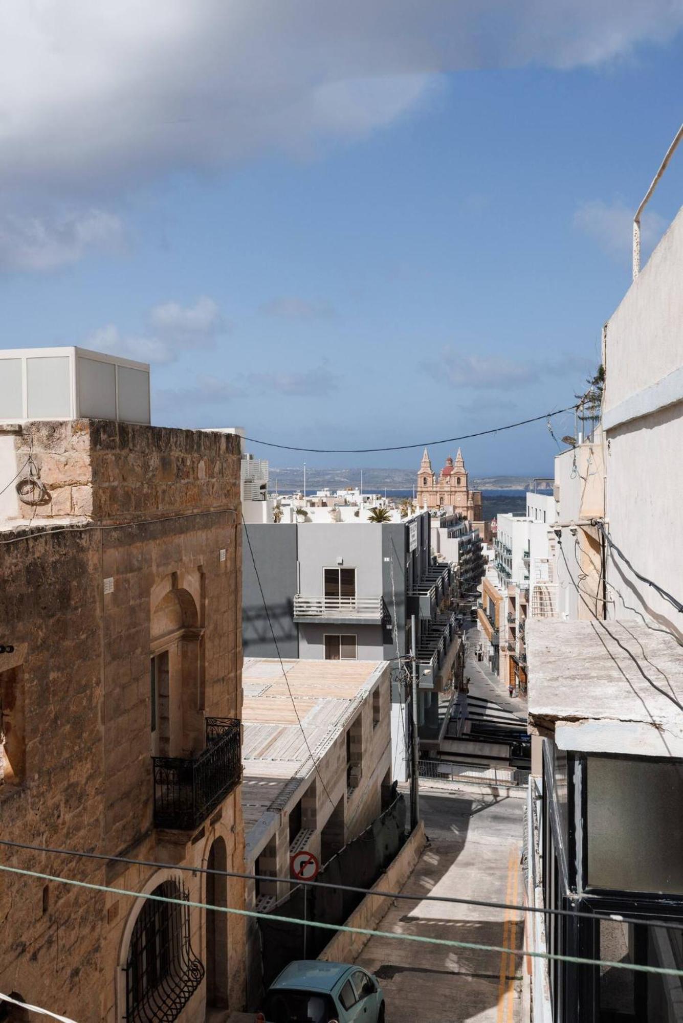 Uptown Mellieha By Homely Bagian luar foto
