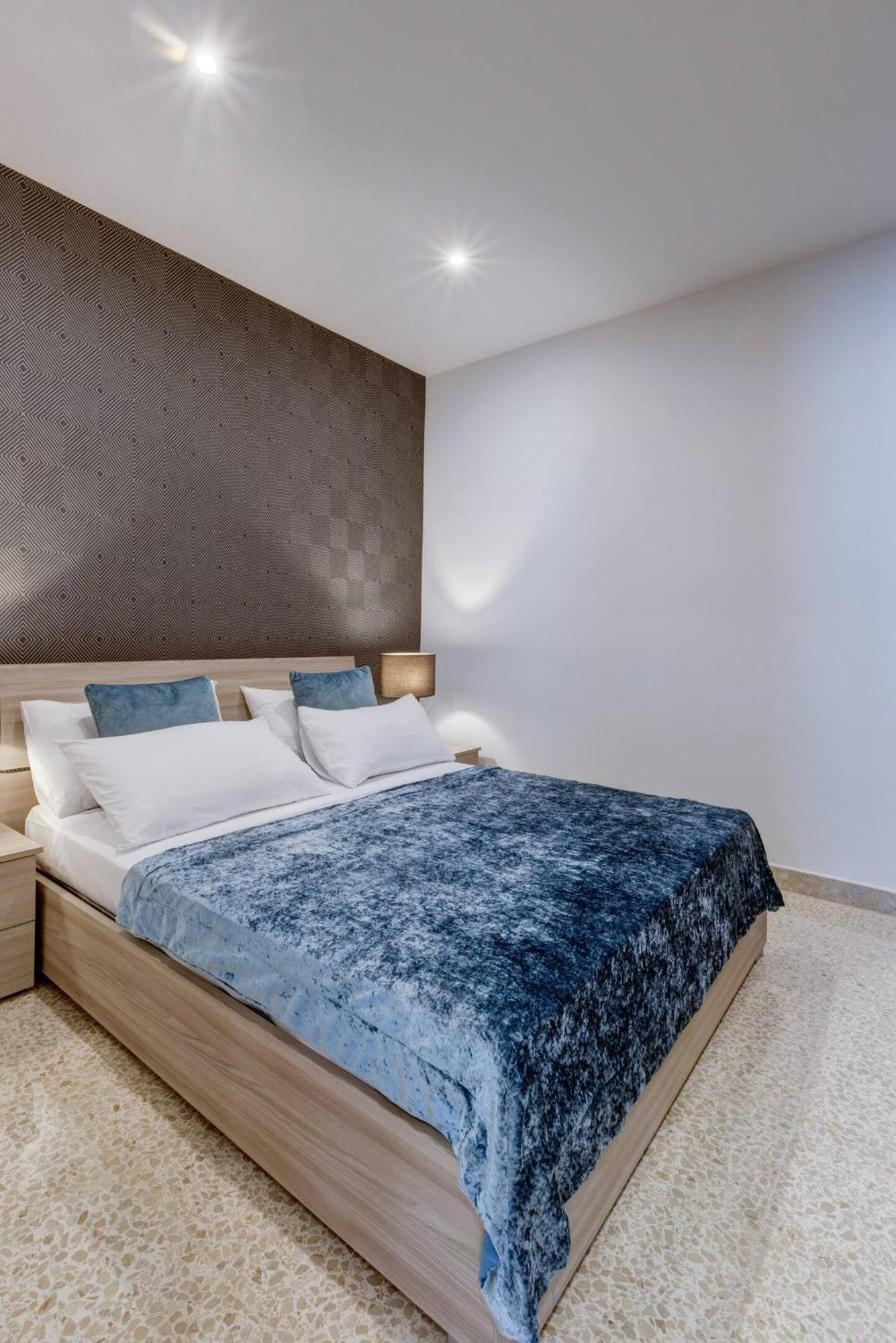 Uptown Mellieha By Homely Bagian luar foto
