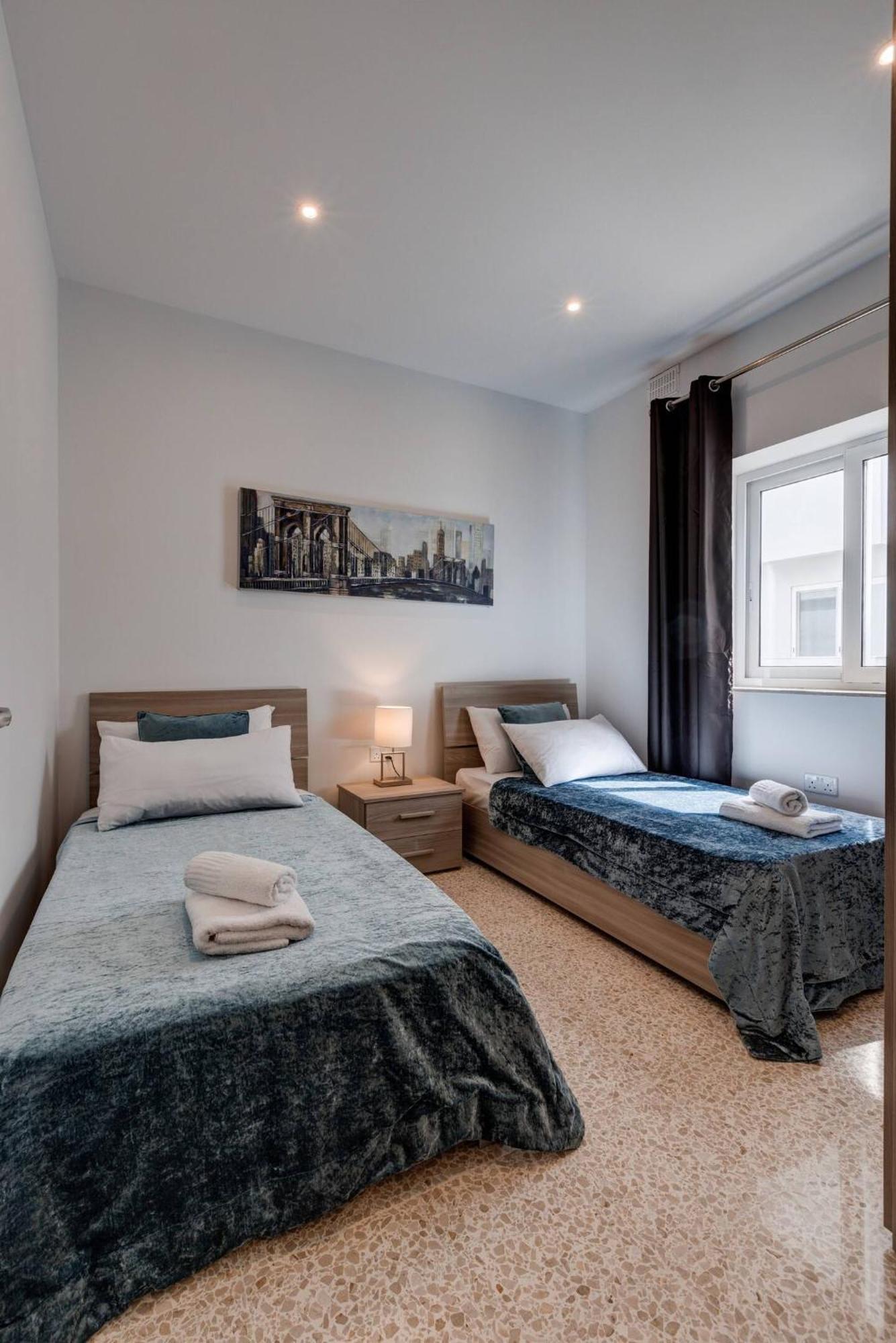 Uptown Mellieha By Homely Bagian luar foto