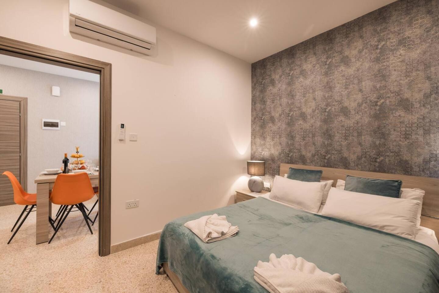 Uptown Mellieha By Homely Bagian luar foto